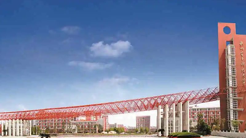 PCB板价格构成解析：揭秘每平方成本背后的秘密